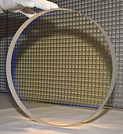 300mm dia. 1000mm focal length lens